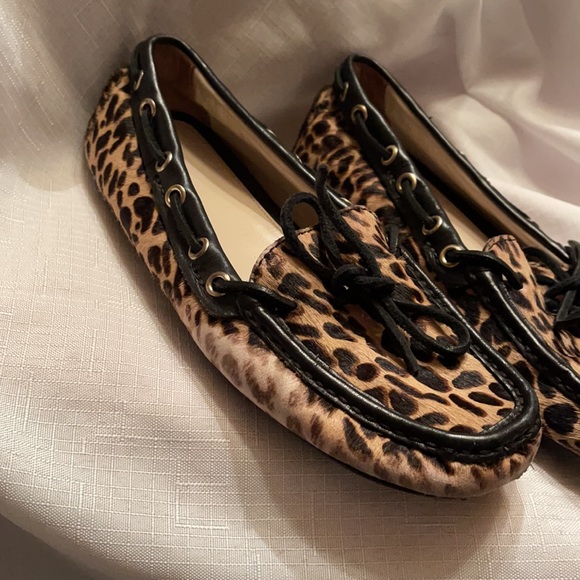Michael Kors size 7M - Picture 2 of 6